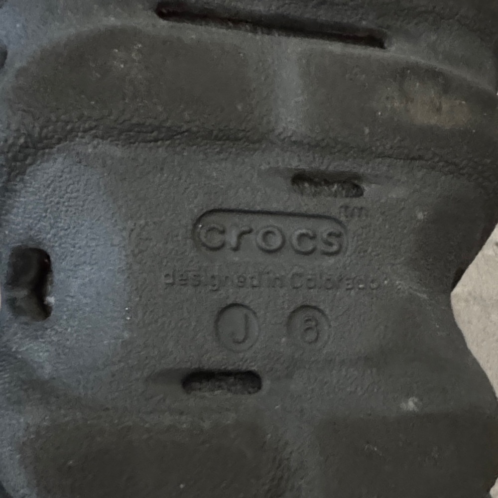 CROCS Black Textured Clogs Echo J6 - Picture 5 of 15